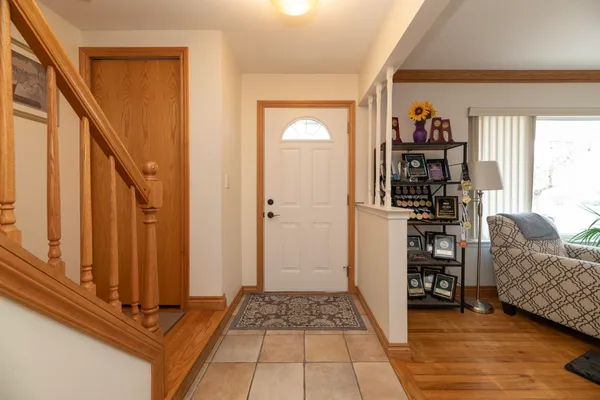 $349,900 | 8765 Buckskin Drive, Commerce Township, MI 48382