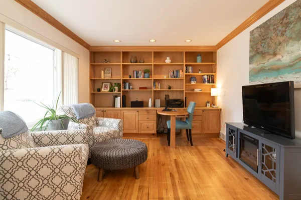 $349,900 | 8765 Buckskin Drive, Commerce Township, MI 48382