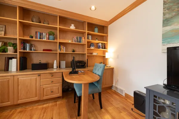 $349,900 | 8765 Buckskin Drive, Commerce Township, MI 48382