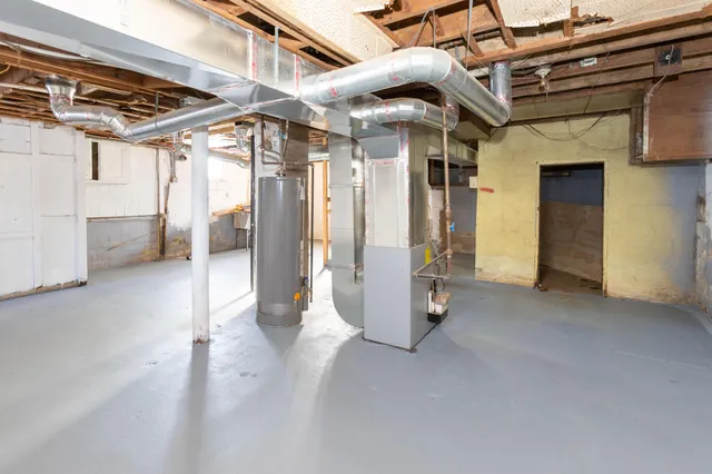 $139,900 | 1061 Agard Avenue, Benton Harbor, MI 49022