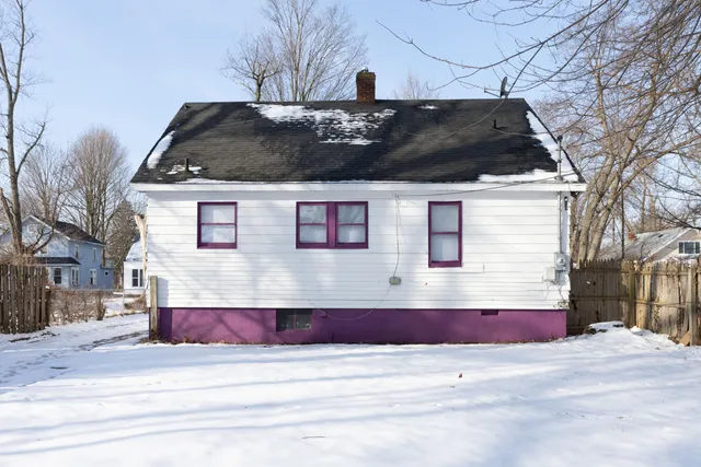 $139,900 | 1061 Agard Avenue, Benton Harbor, MI 49022