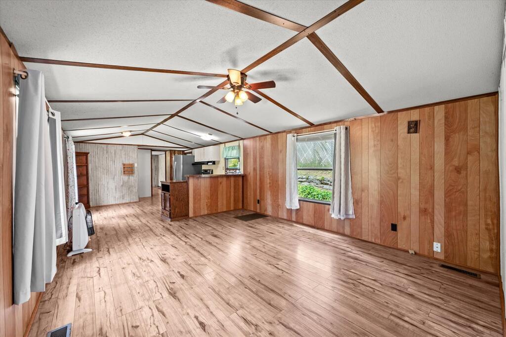 617 Ridley Road Chatsworth, GA 30705 - Photo 5 of 39 Gallery Image 5