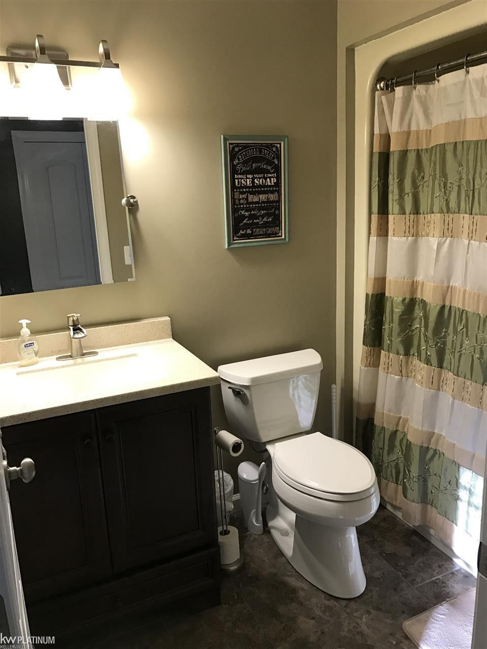 4282 Peck Road Port Huron, MI 48060 - Photo 14 of 17 31313111-13.JPG