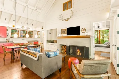 $1,998,000 | 1103 East Ludlow Ridge Road, Port Ludlow, WA 98365