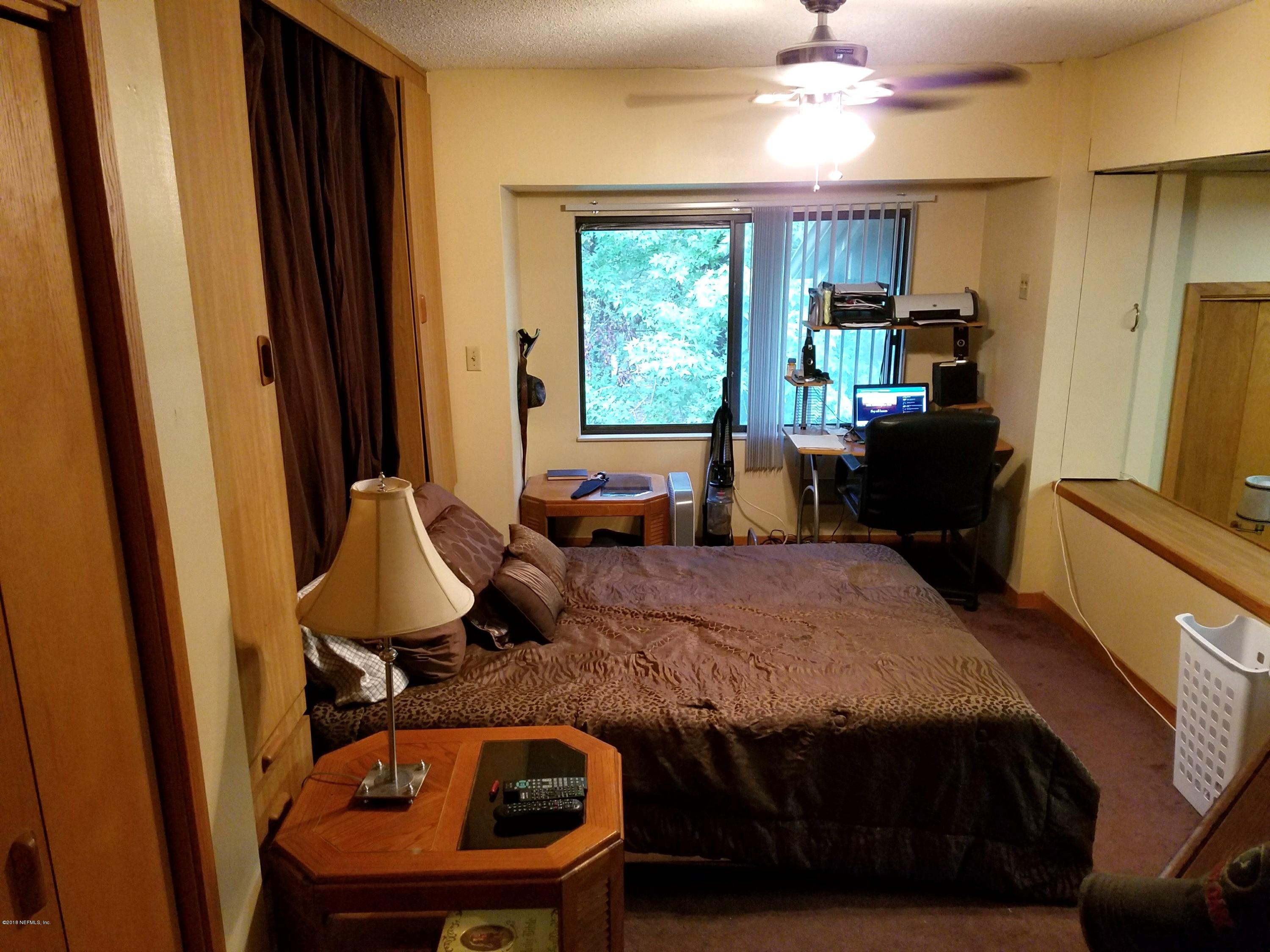2930 Ravines Road, Unit 1227 Middleburg, FL 32068 - Photo 9 of 14 Bedroom 1