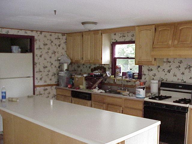 17 Rambling Way Mount Pocono, PA 18344 - Photo 8 of 8 Kitchen