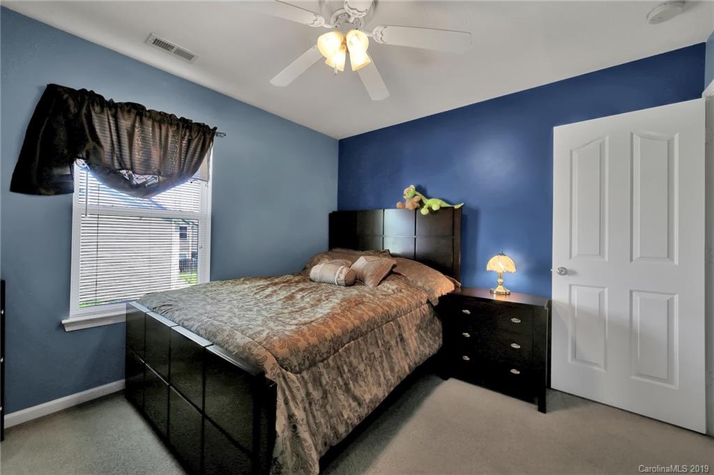 16336 Hayfield Road Charlotte, NC 28213 - Photo 28 of 38 Gallery Image 28
