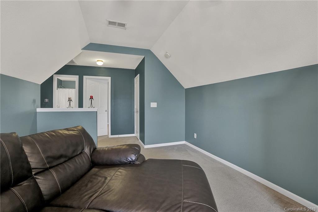 16336 Hayfield Road Charlotte, NC 28213 - Photo 36 of 38 Gallery Image 36