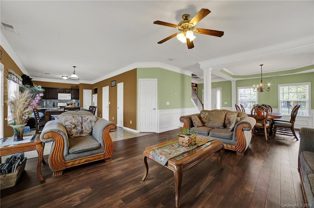 16336 Hayfield Road Charlotte, NC 28213 - Photo 9 of 38 Gallery Image 9
