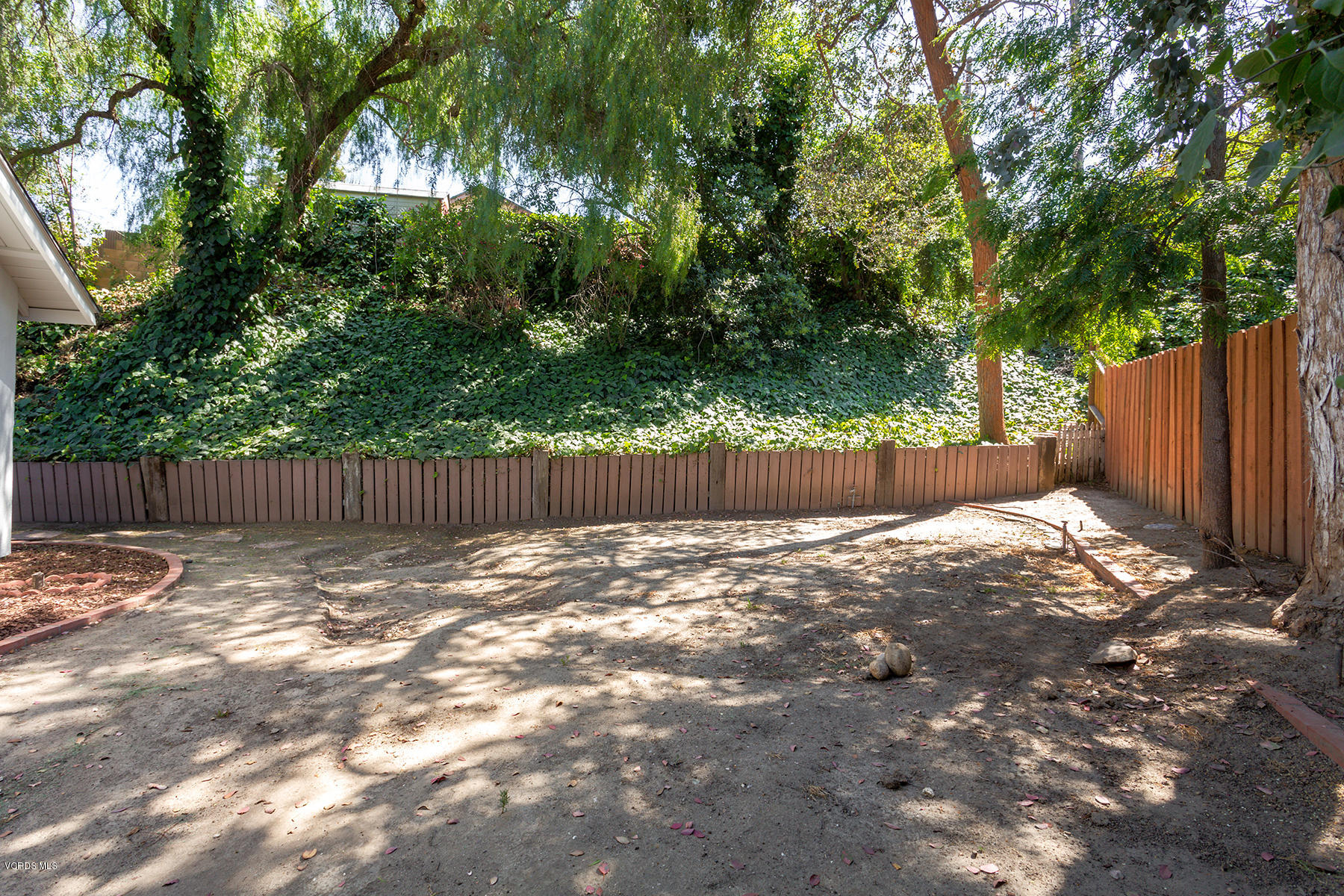 60 Marvin Court Simi Valley, CA 93065 - Photo 24 of 24 a backyard of a house with lots of green space