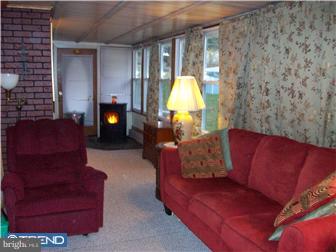 9 Spring Avenue Temple, PA 19560 - Photo 6 of 12 Living Room