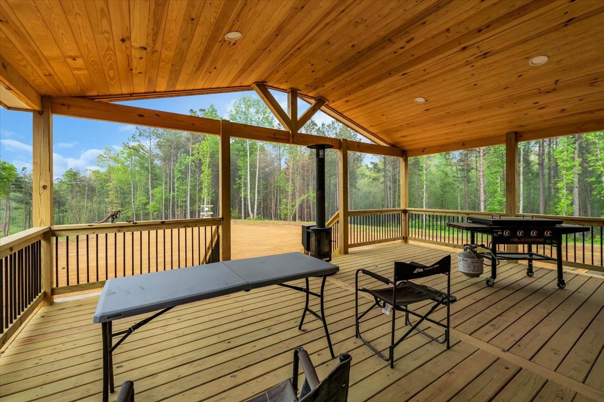 195 Roddy Springs Road Coalmont, TN 37313 - Photo 36 of 44 a view of a patio with wooden floor