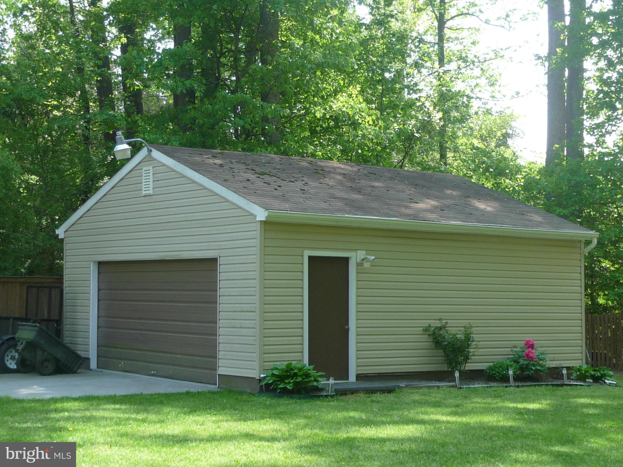 14010 Duckett Road Brandywine, MD 20613 - Photo 3 of 29 Exterior (General)