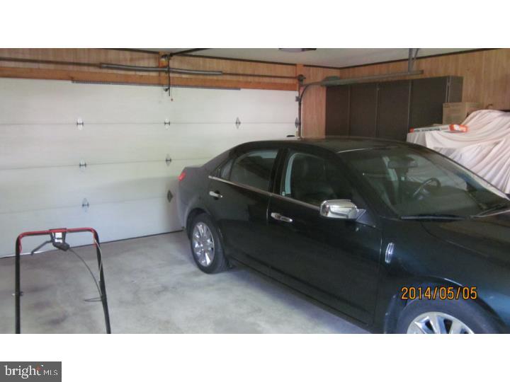 12 Concord Road Milford, DE 19963 - Photo 11 of 24 Garage