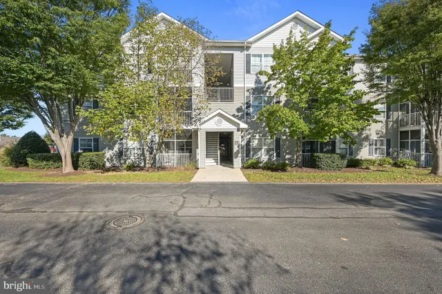 $339,800 | 34682 Villa Circle, Unit 4202, Lewes, DE 19958