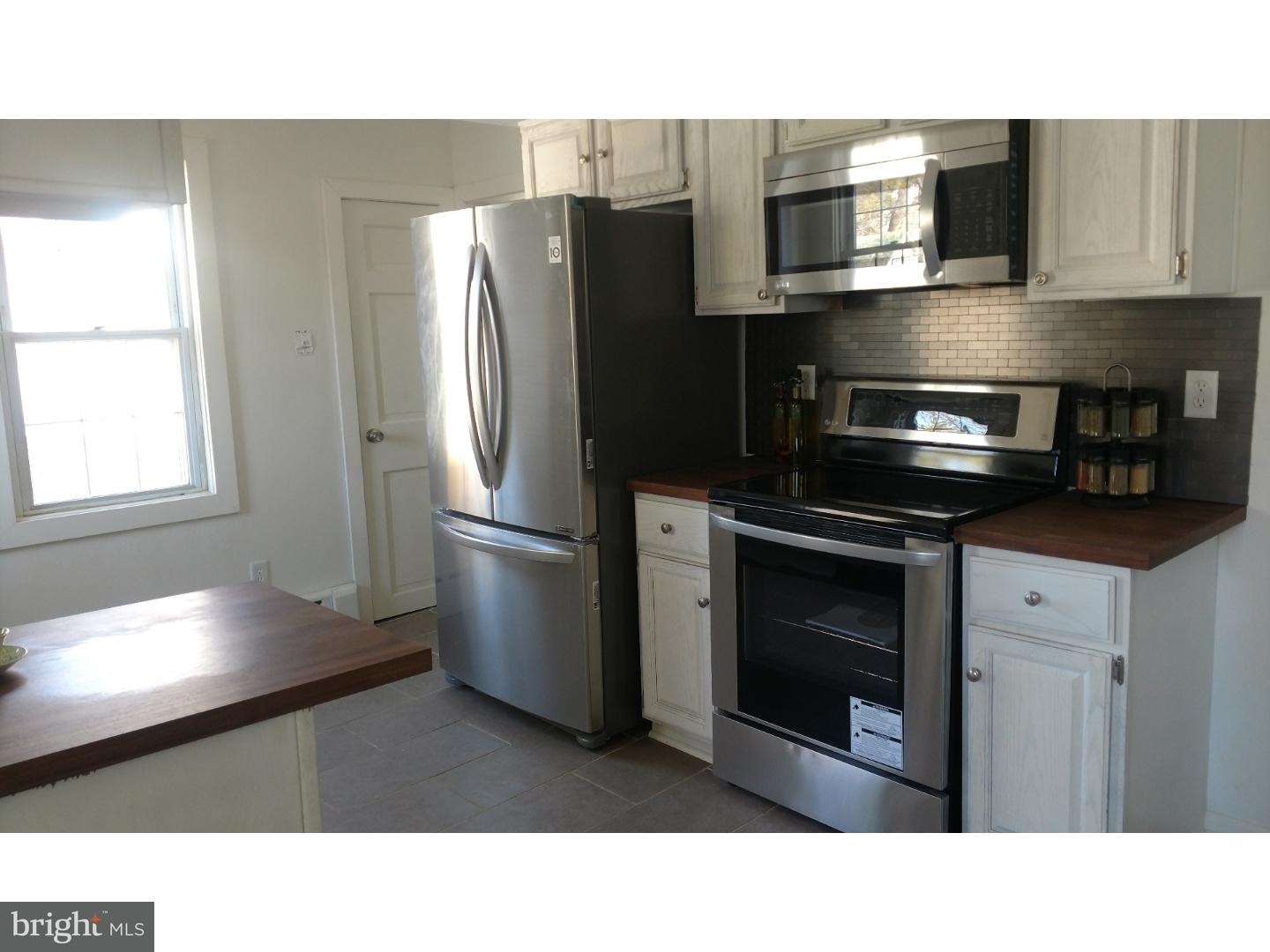 102 East Avon Road Brookhaven, PA 19015 - Photo 10 of 24 Kitchen