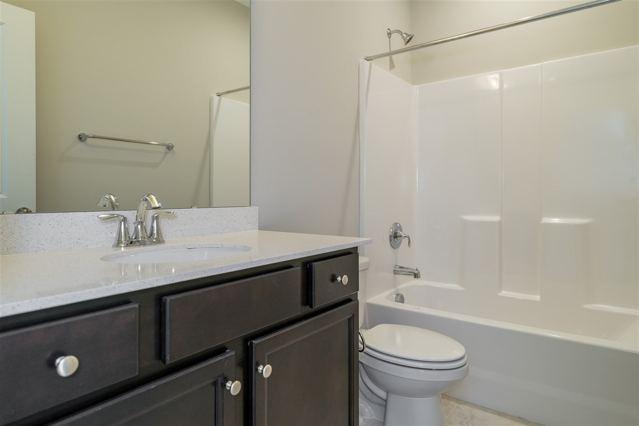 5232 Crescent Square Street Raleigh, NC 27616 - Photo 19 of 29 Upstairs Hall Bath