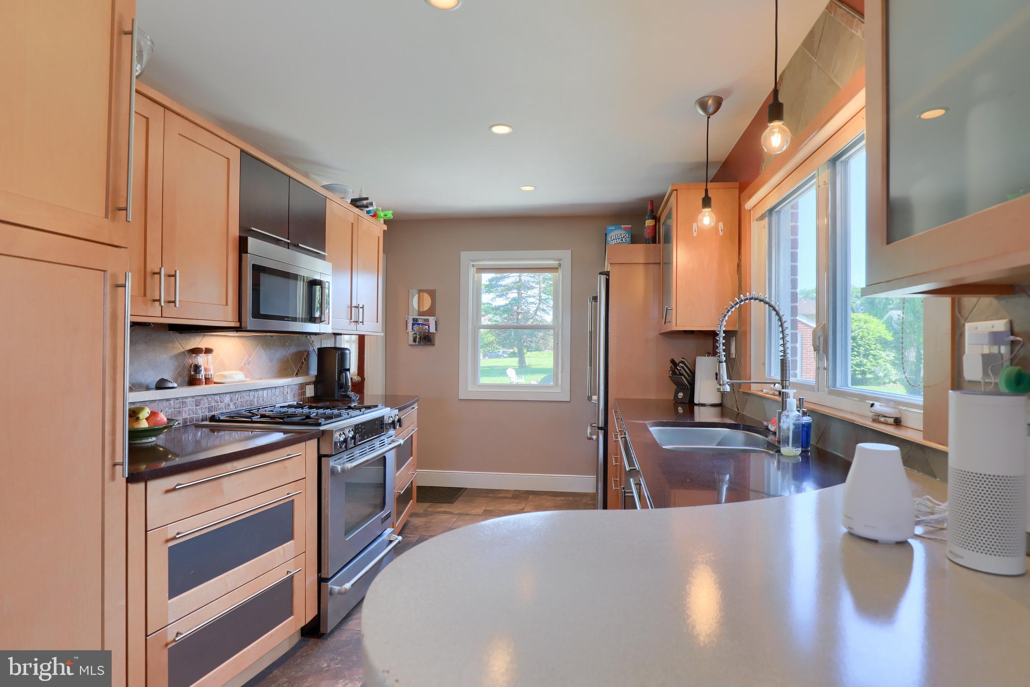 2109 Hobson Road Lancaster, PA 17602 - Photo 11 of 43 Gallery Image 11