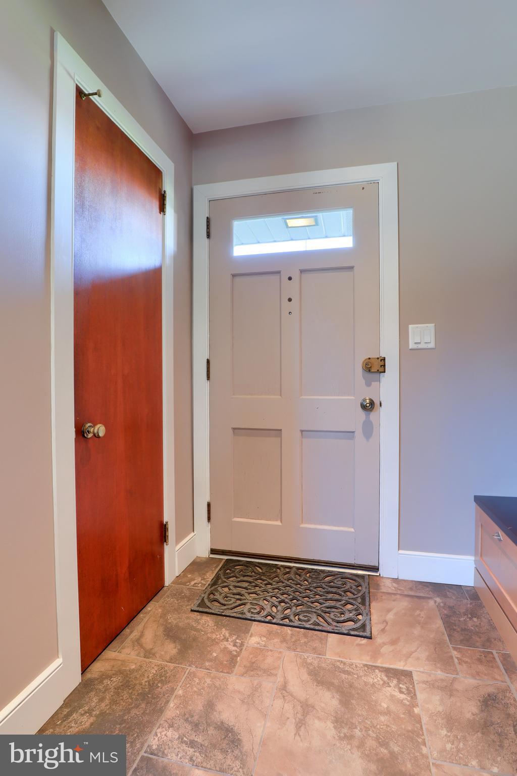 2109 Hobson Road Lancaster, PA 17602 - Photo 5 of 43 Gallery Image 5