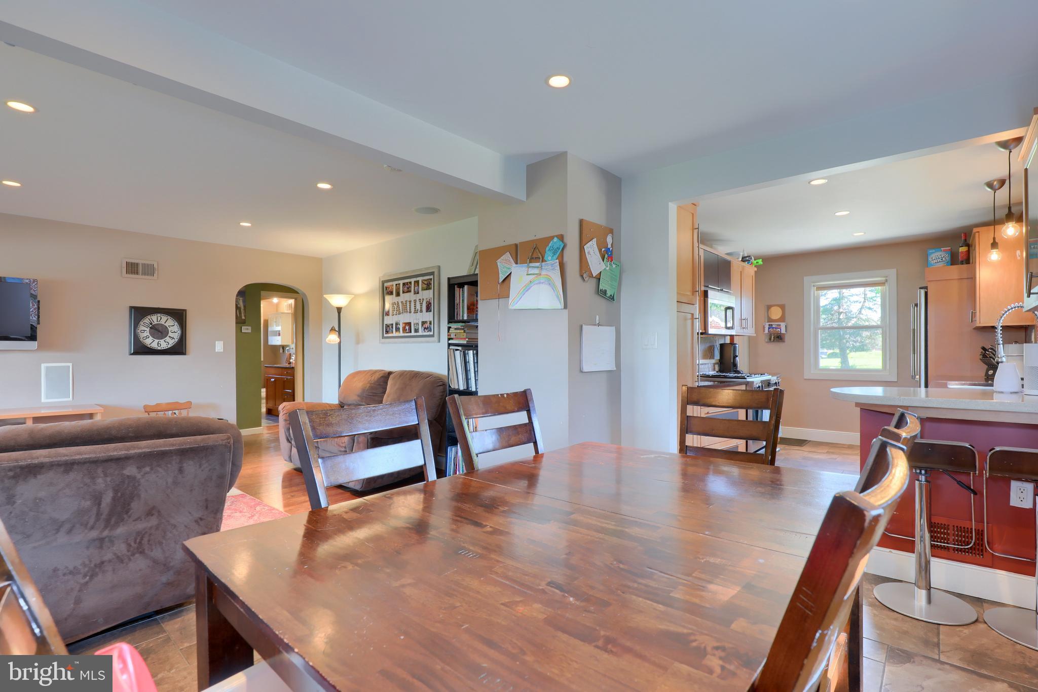 2109 Hobson Road Lancaster, PA 17602 - Photo 9 of 43 Gallery Image 9