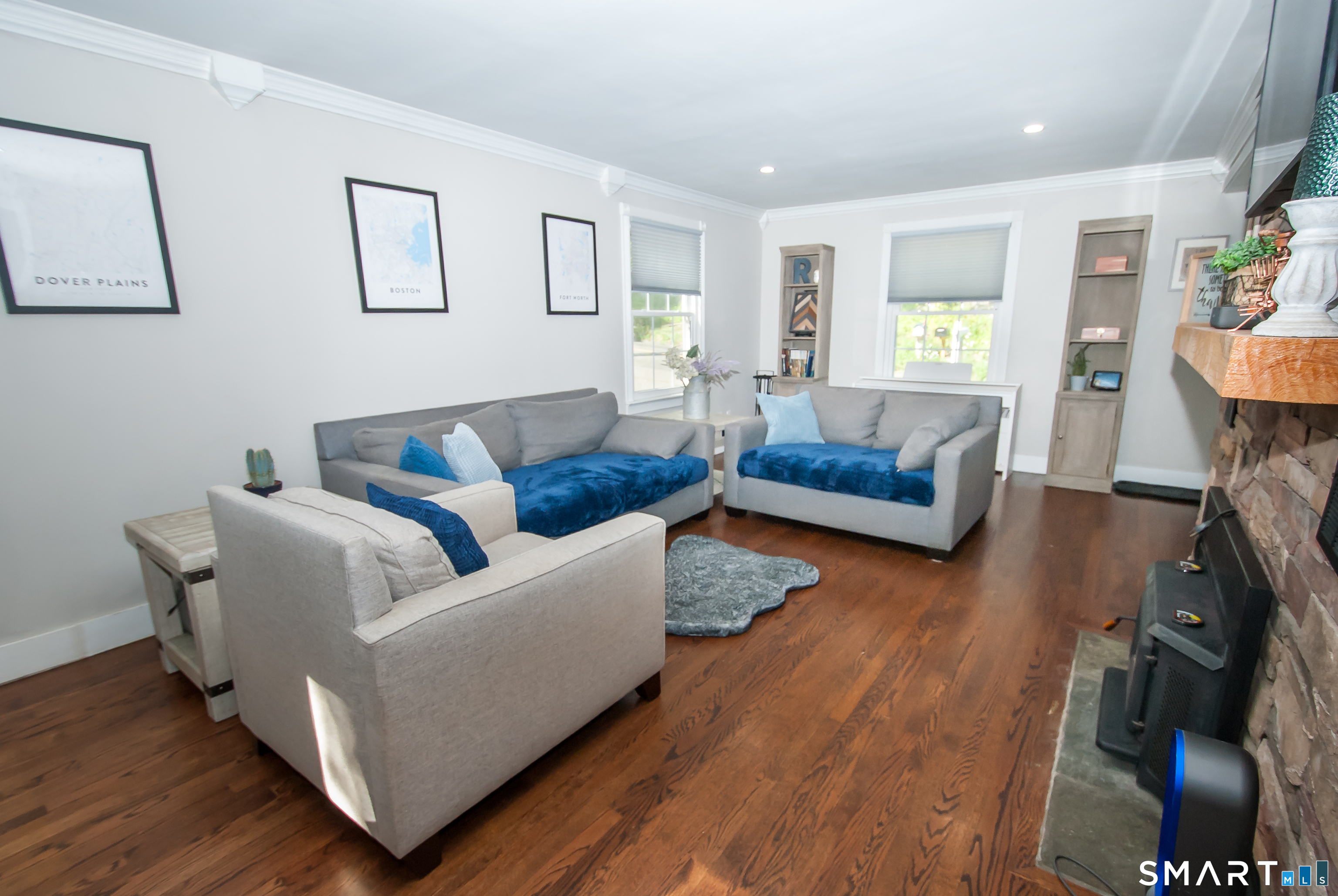148 Middle River Road Danbury, CT 06811 - Photo 5 of 41
