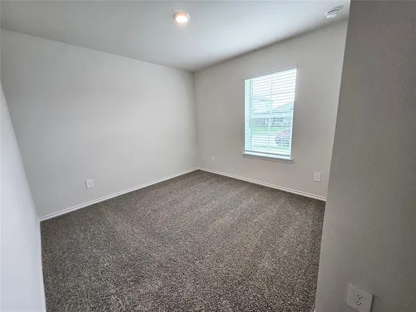 $2,150 | 341 Wild Rose Way, Princeton, TX 75407