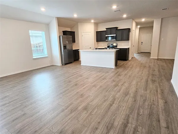 $2,150 | 341 Wild Rose Way, Princeton, TX 75407