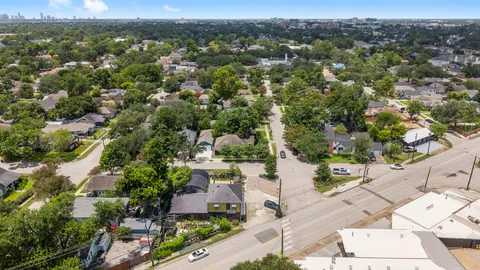$600,000 | 1102 Winston Street, Houston, TX 77009