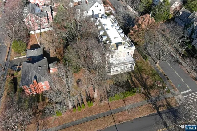 a view of a interior of the house