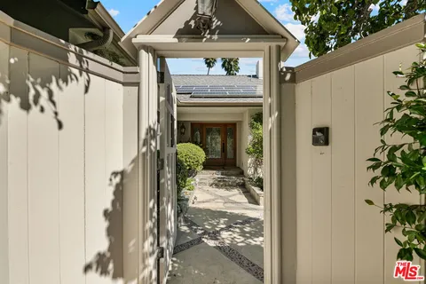 a view of a entryway door of the house