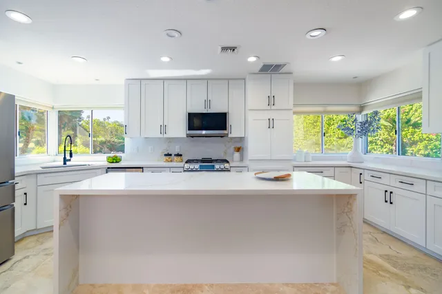 $1,300,000 | 38131 Tandika Trail North, Palm Desert, CA 92211