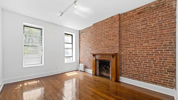 $449,900 | 333 East 85th Street, Unit 2A | Upper East Side