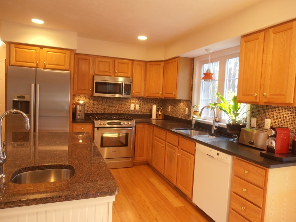 89 Rigby Road Lancaster, MA 01523 - Photo 6 of 29