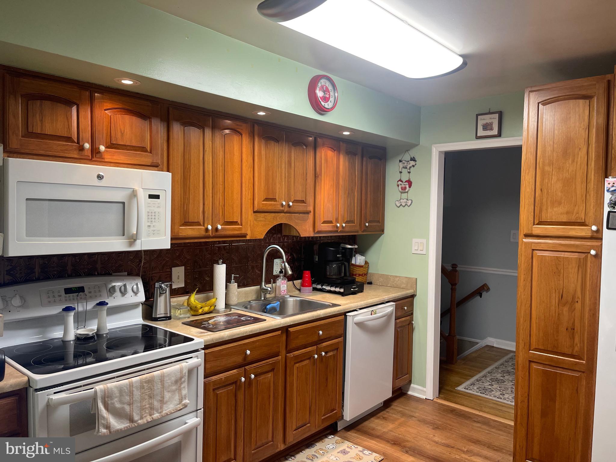10002 Botsford Road Manassas, VA 20109 - Photo 19 of 41 Kitchen