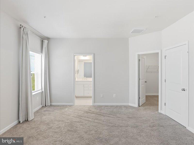 26052 Ridge Road Damascus, MD 20872 - Photo 15 of 35 Gallery Image 15