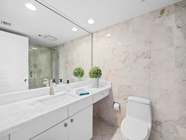 $11,000 | 3450 South Ocean Boulevard, Unit 505, Highland Beach, FL 33487