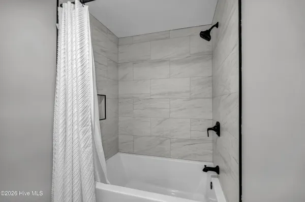 $1,650 | 1505 Cadfel Court, Unit 103, Wilmington, NC 28412