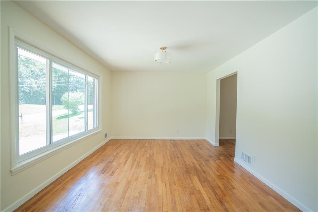 2524 Glenrock Drive Decatur, GA 30032 - Photo 5 of 39