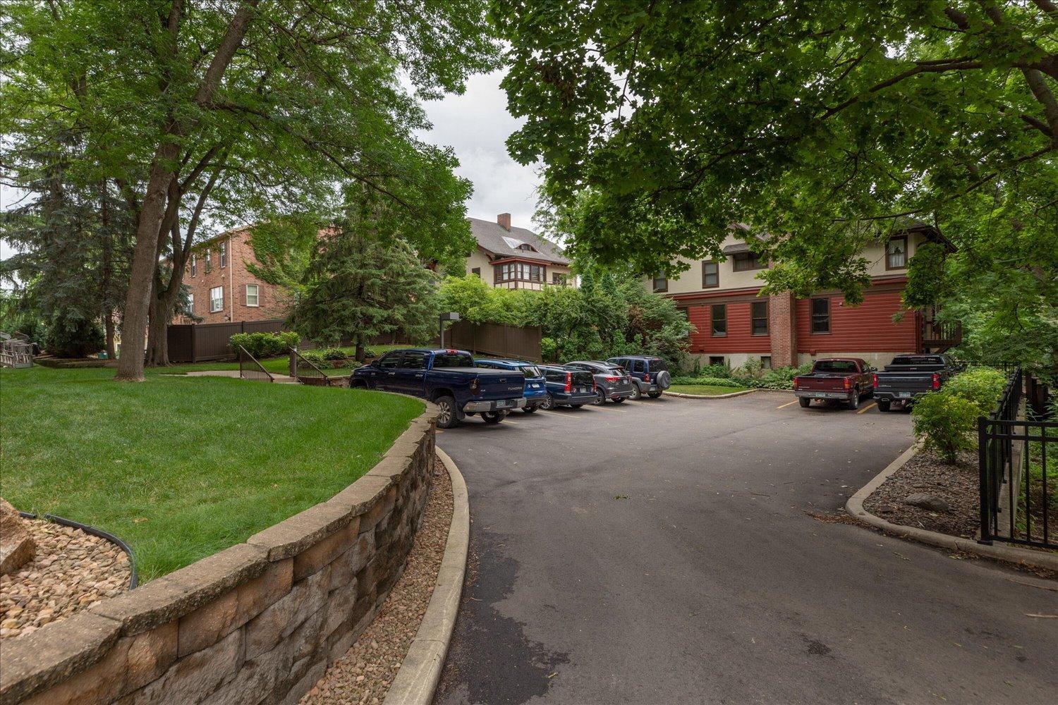 600 4th Street Southwest, Unit 605 Rochester, MN 55902 - Photo 36 of 37