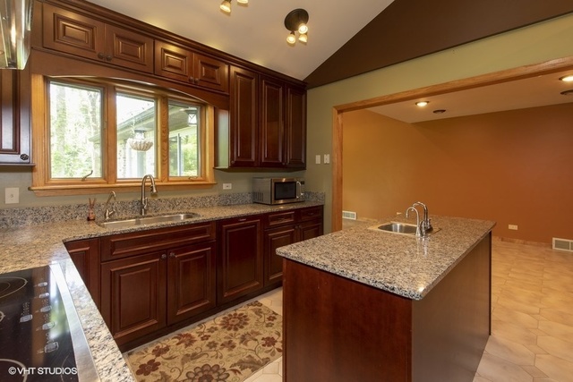 32781 Pleasant Hill Road Genoa, IL 60135 - Photo 8 of 24