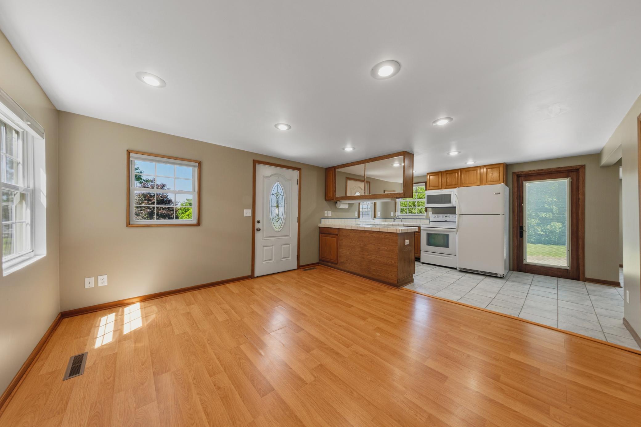 645 Rice Lake Road Owatonna, MN 55060 - Photo 6 of 45