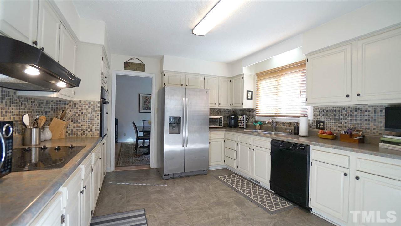 5704 Earl Road Durham, NC 27712 - Photo 9 of 30