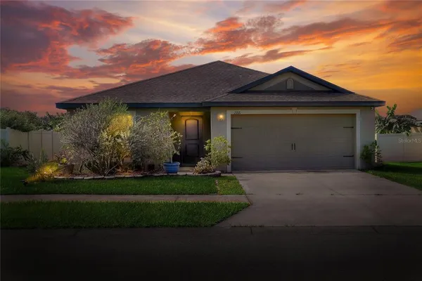 $249,500 | 2166 Mandarin Loop, Dundee, FL 33838