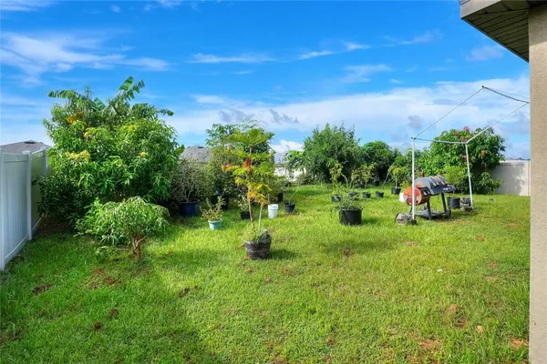 $249,500 | 2166 Mandarin Loop, Dundee, FL 33838