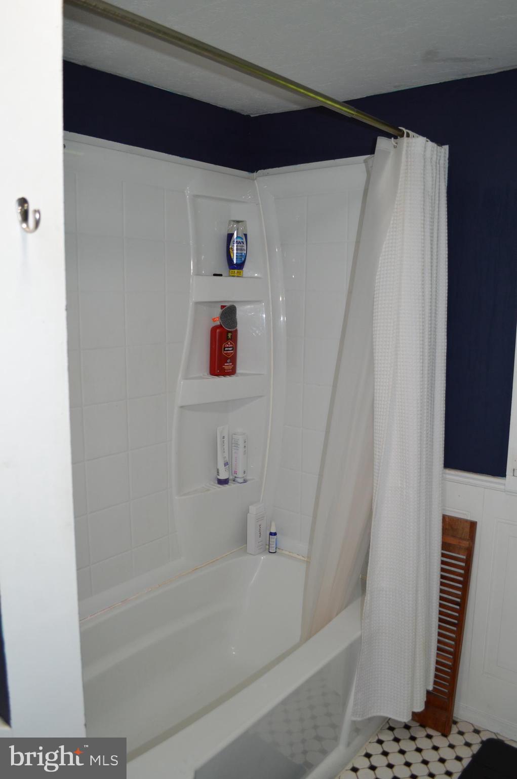 595 Wago Road Mount Wolf, PA 17347 - Photo 17 of 34 Gallery Image 17