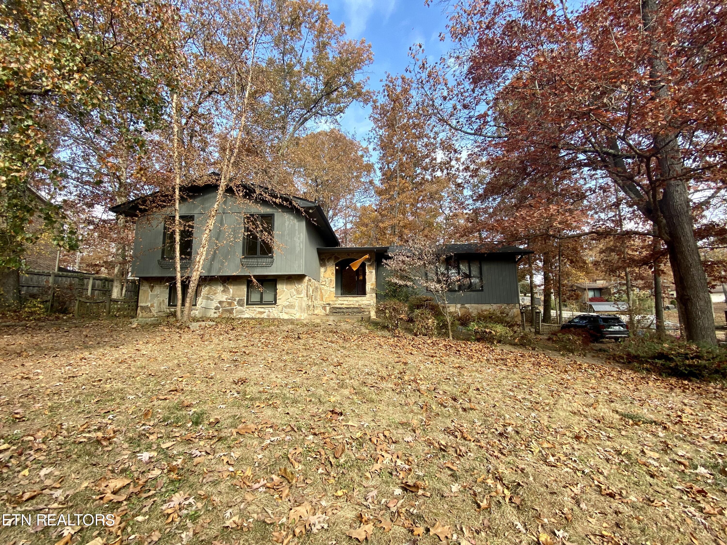 7932 Castlecomb Road Powell, TN 37849 - Photo 32 of 33 IMG_8055 2