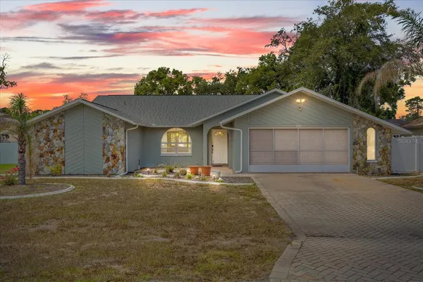 $330,000 | 8166 Winding Oak Lane, Spring Hill, FL 34606