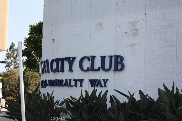 a view of sign board