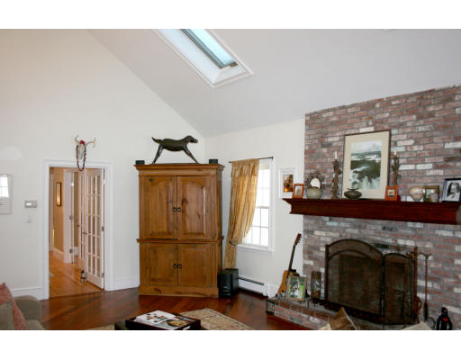 82 Ford Road Sudbury, MA 01776 - Photo 13 of 30 Gallery Image 13