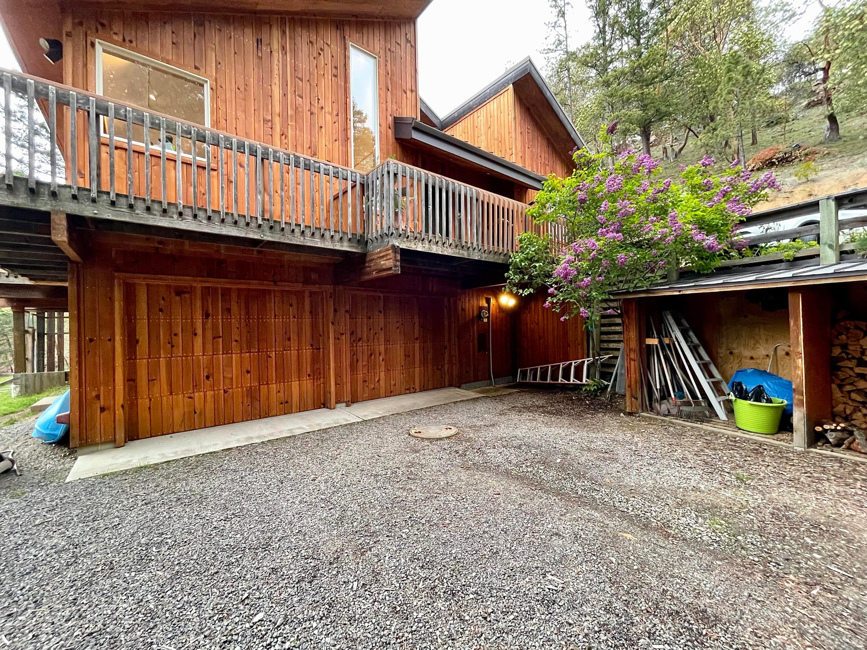 3114 Anderson Creek Road Talent, OR 97540 - Photo 33 of 69 35. Garage 1